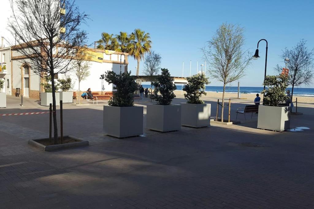 Increible Casa Frente Al Mar , Planta Baja Apartment Torredembarra